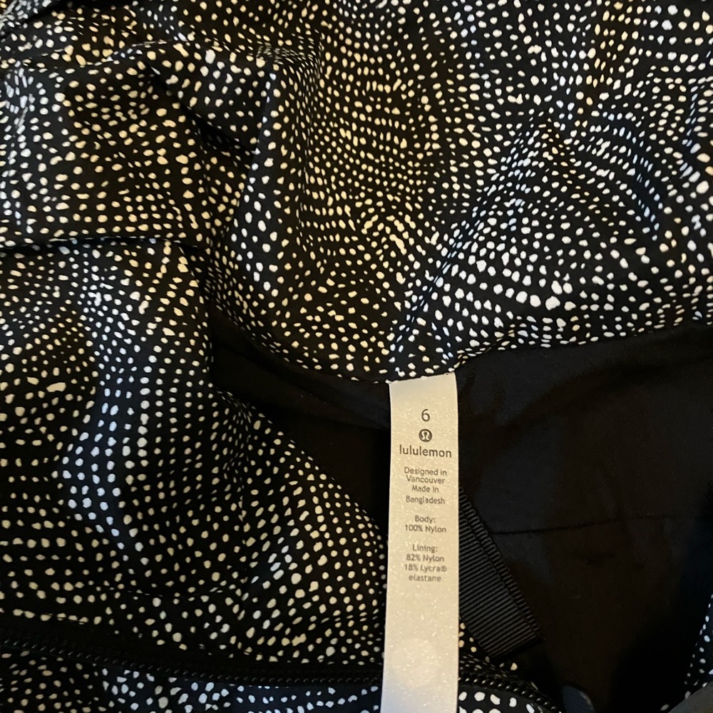 NWT Lululemon Here To Move Jacket, Sz 6, Free Spirit Alpine White Black - Picture 6 of 9